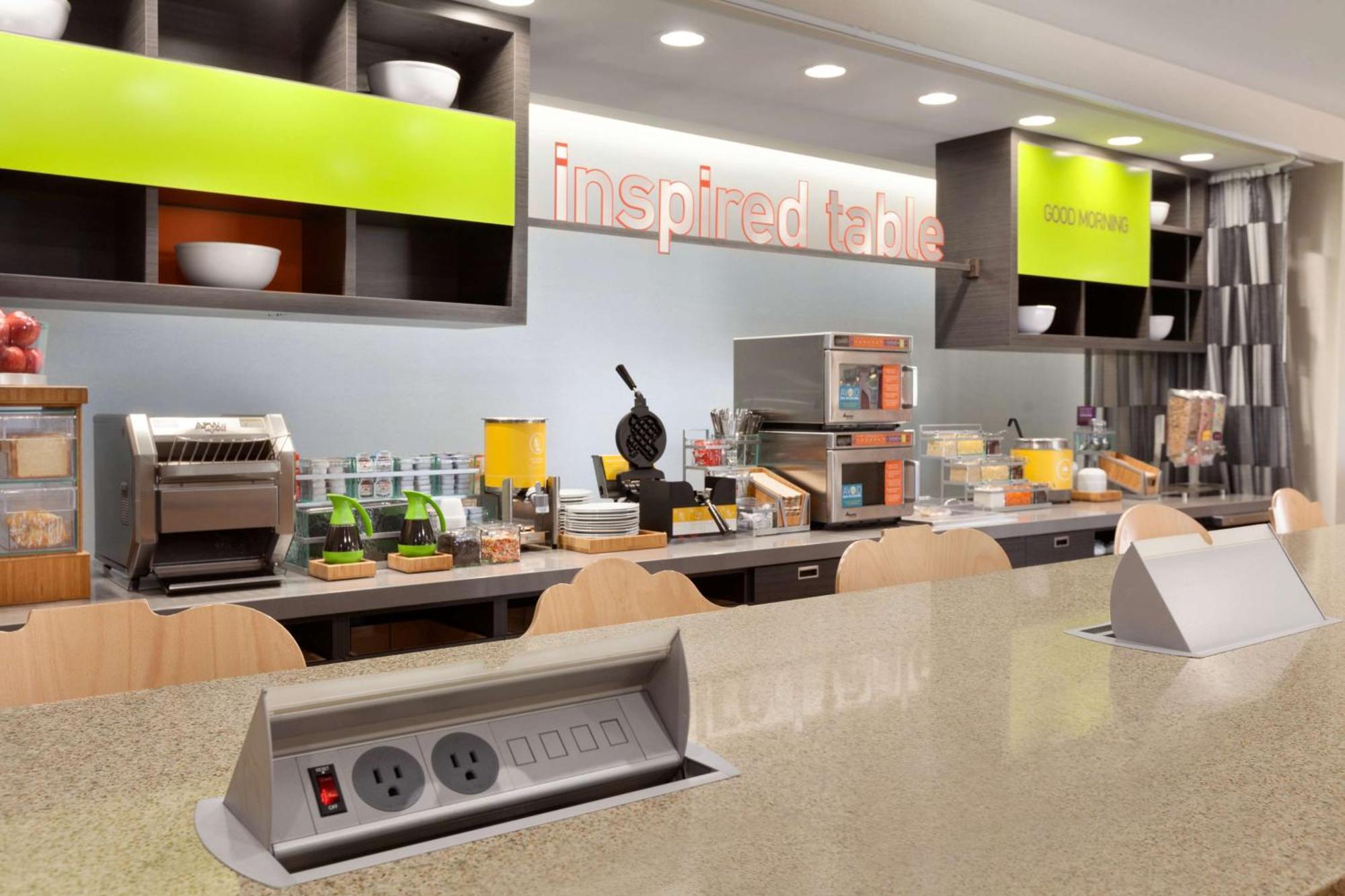 Home2 Suites By Hilton El Paso Airport Bagian luar foto